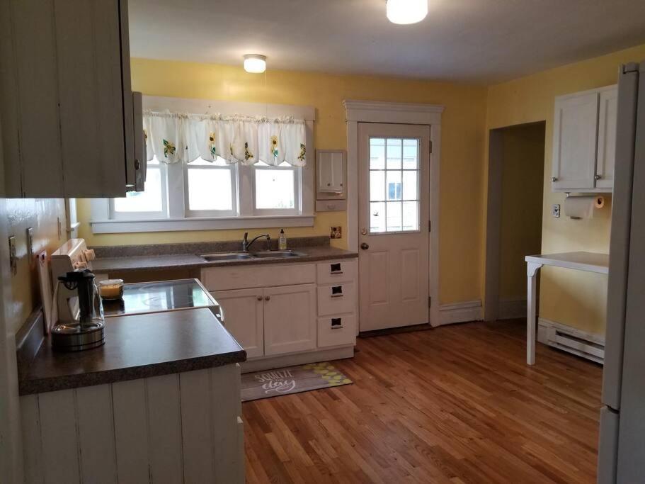 Basecampwv-Durbin. Spacious 4 Bedroom House W/Yard Exterior photo